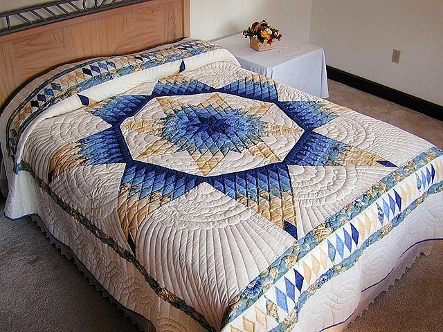 White and blue quilt - Christmas Bed Quilts